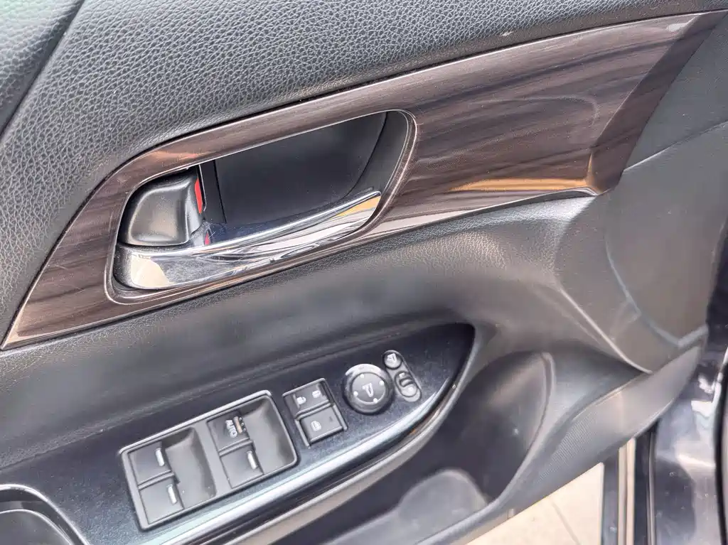Honda Accord 2016 — фото 16
