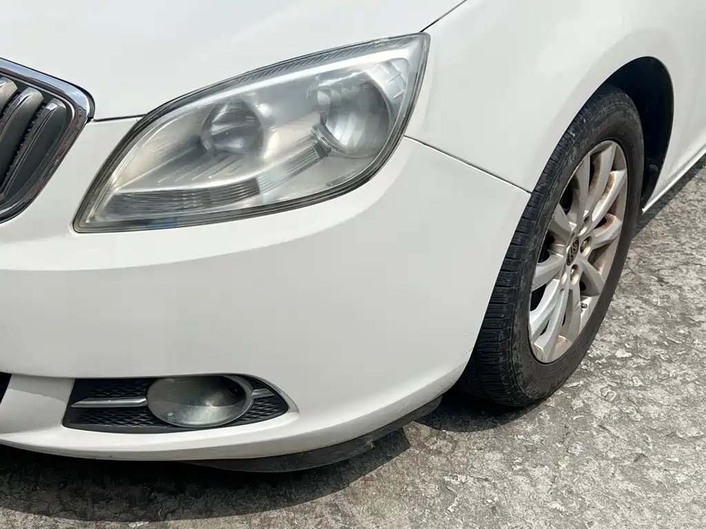 Buick Excelle GT 2012 — фото 11