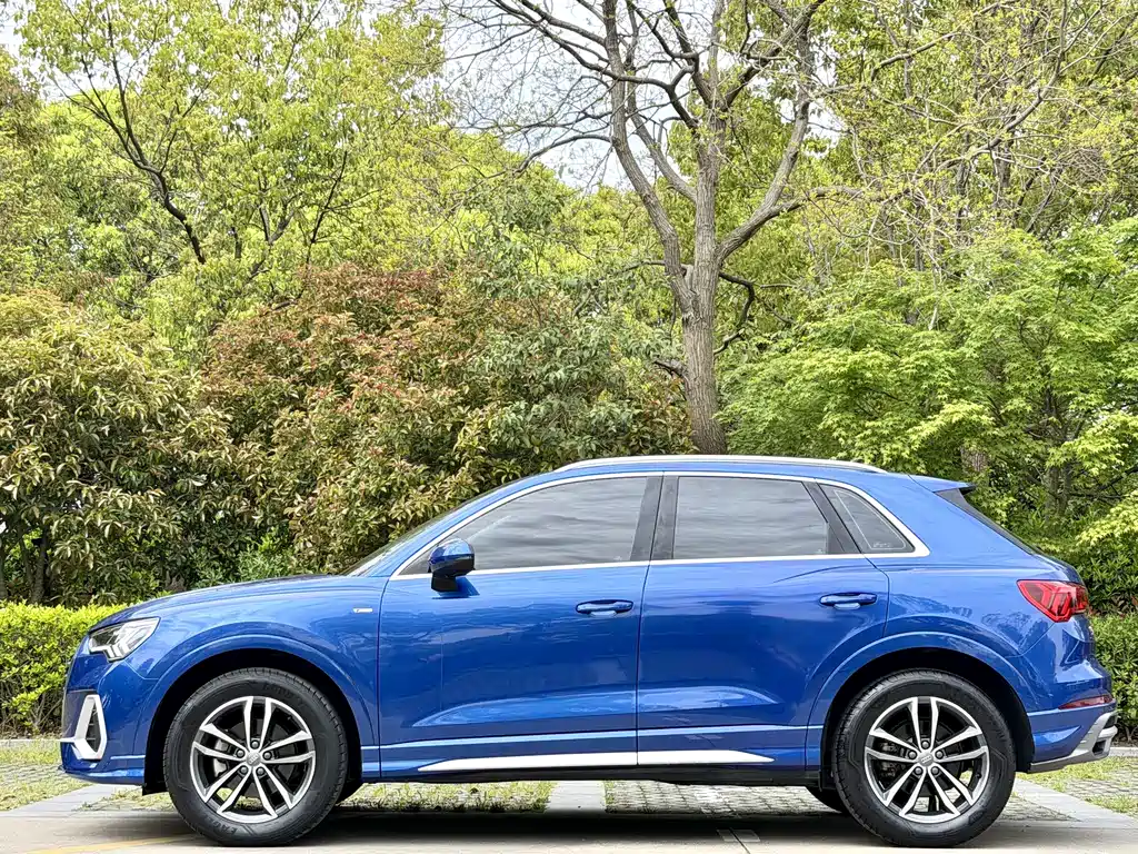 Audi Q3 2020 — фото 4