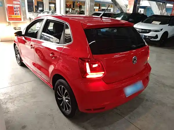 Volkswagen Polo 2016