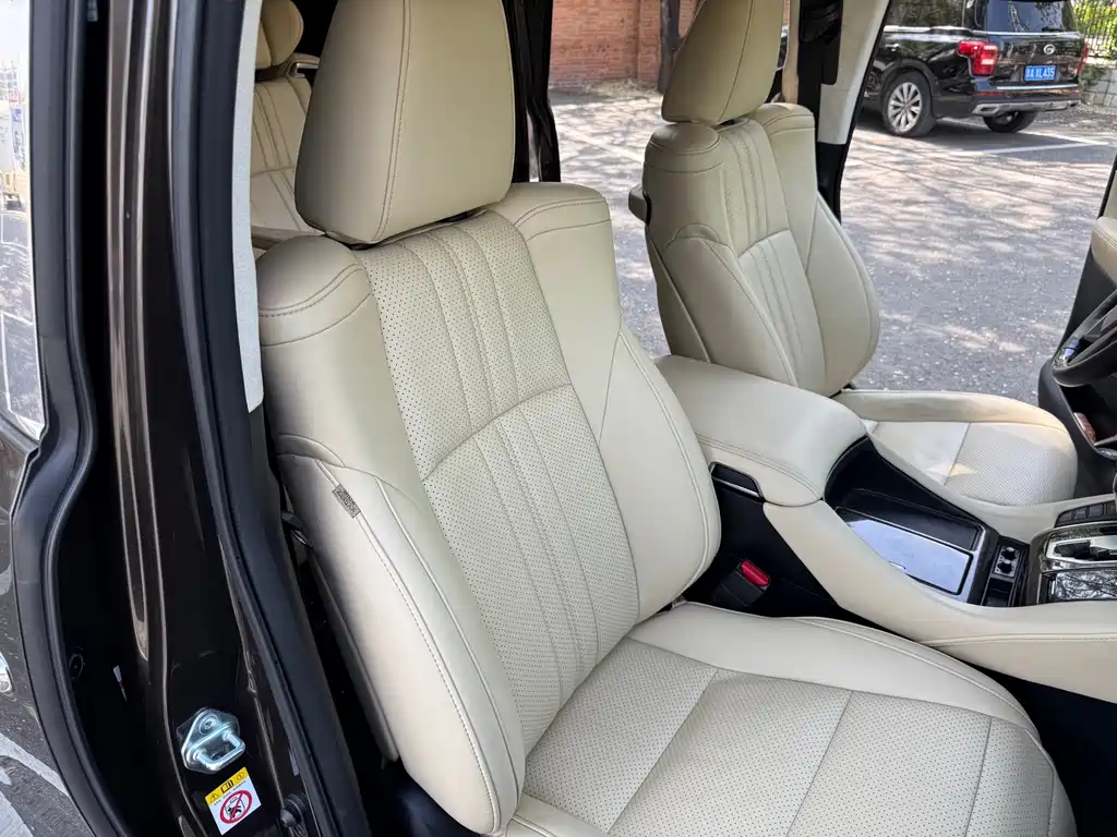 Toyota Alphard 2019 — фото 25