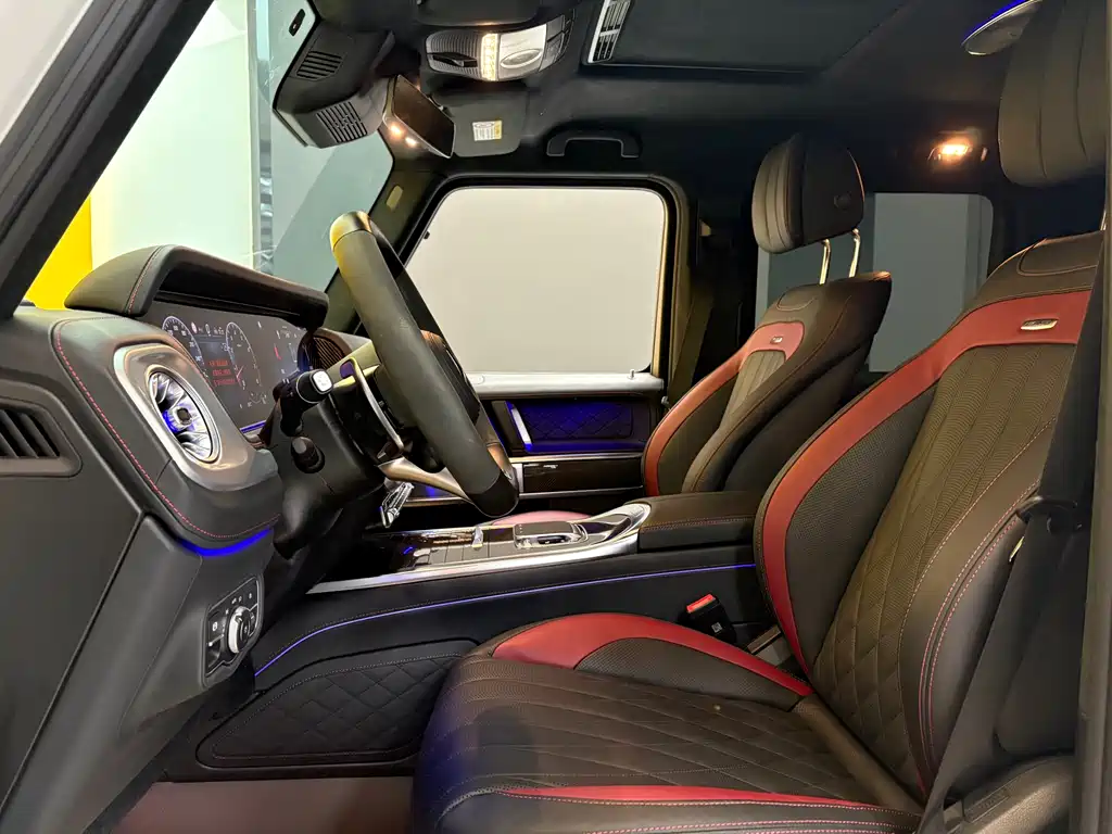 Mercedes-Benz G-Class AMG 2025 — фото 8