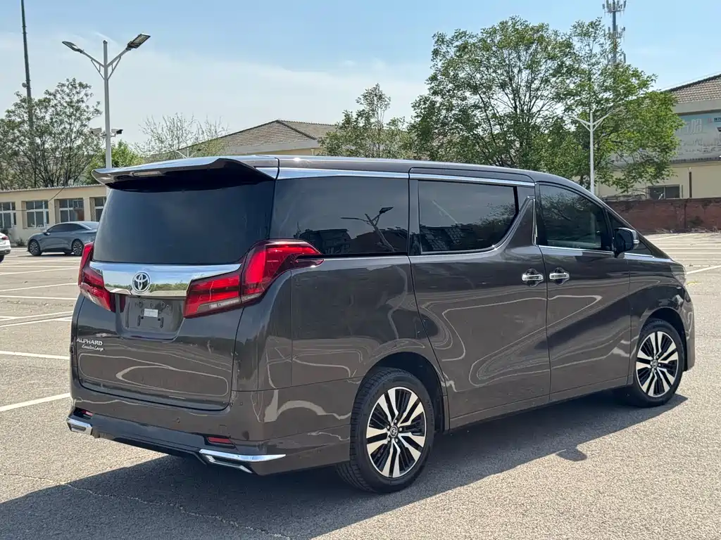 Toyota Alphard 2019 — фото 6