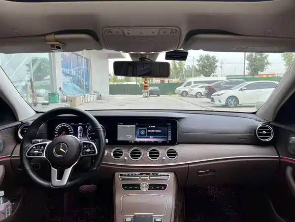 Mercedes-Benz E-Class 2020
