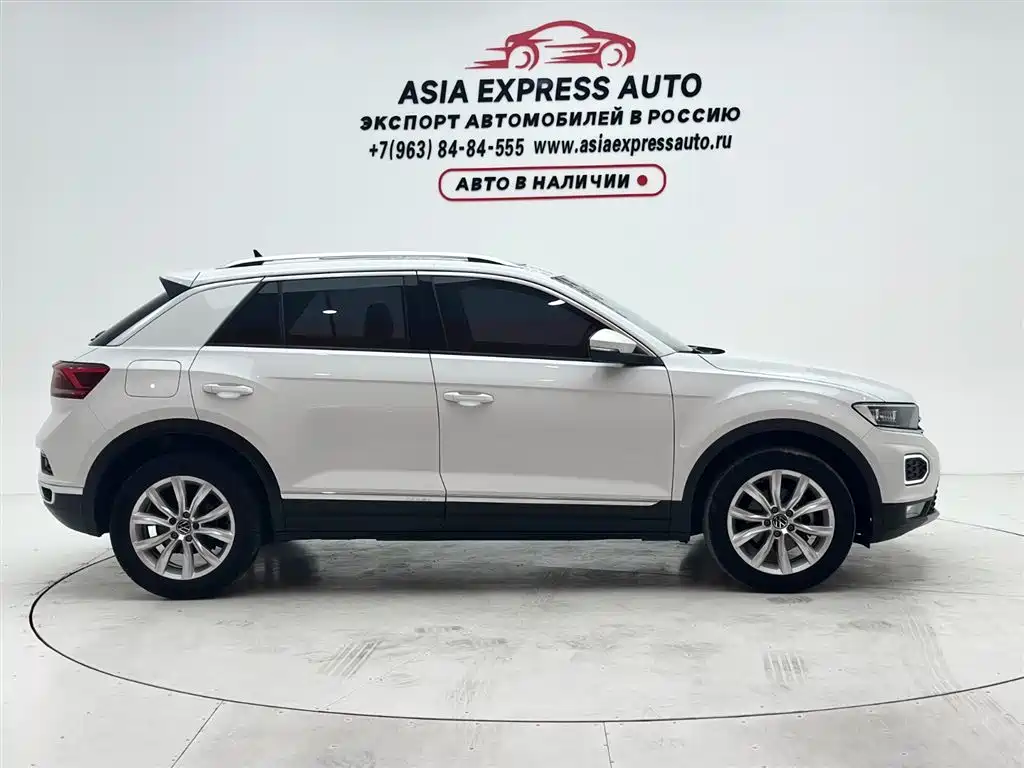 Volkswagen T-Roc 2022 — фото 9