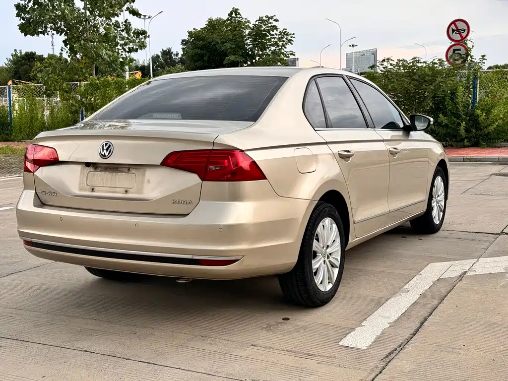 Volkswagen Bora 2016