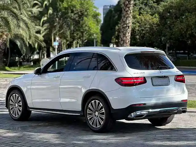 Mercedes-Benz GLC 2016 — фото 9