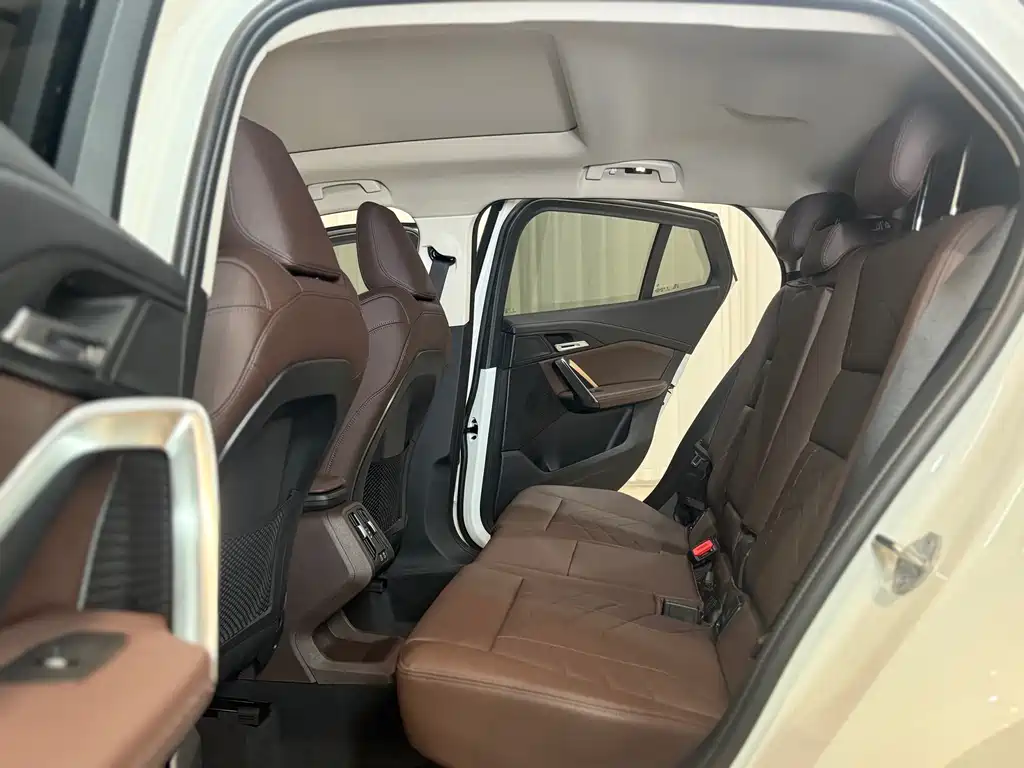 BMW X2 2025 — фото 13
