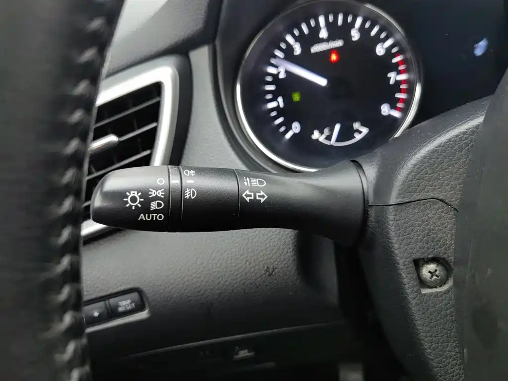 Nissan X-Trail 2014 — фото 21