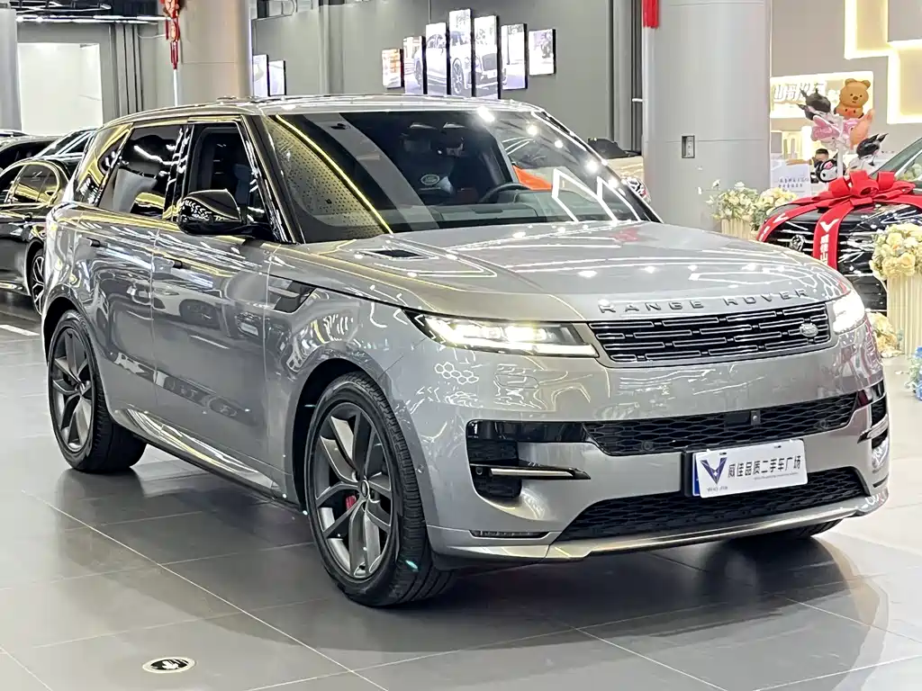 Land Rover Sport 2025 — фото 3