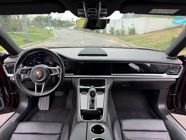 Porsche Panamera 2017