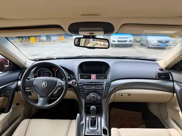 Acura TL 2012