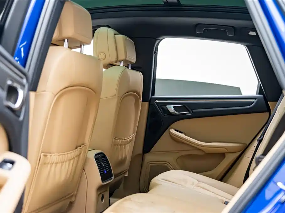 Porsche Macan 2019 — фото 9