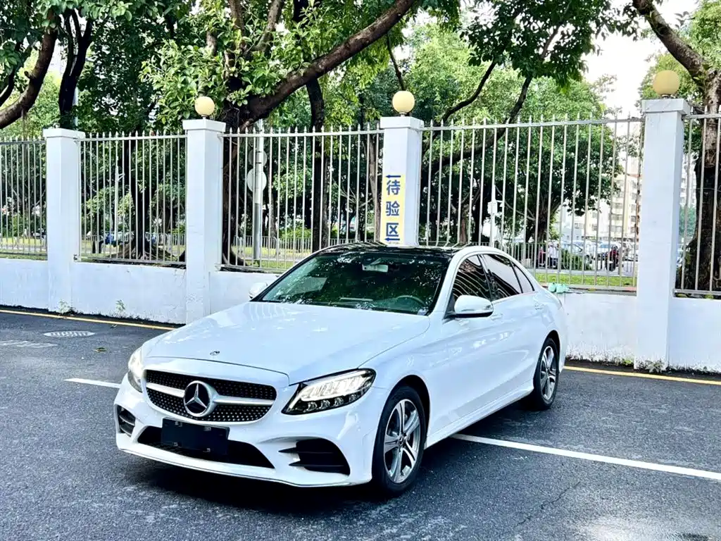 Mercedes-Benz C-Class 2020 — фото 1