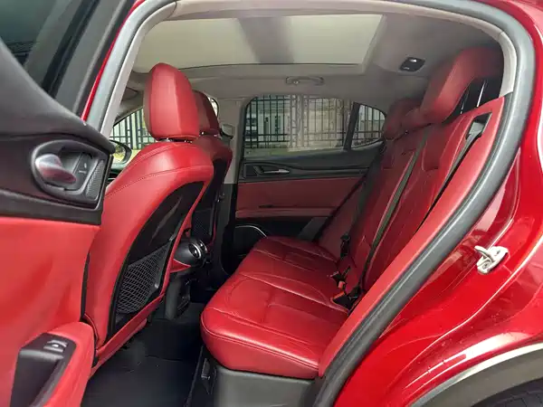 Alfa Romeo Stelvio 2018