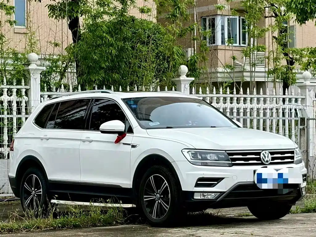 Volkswagen Tiguan L 2020 — фото 3