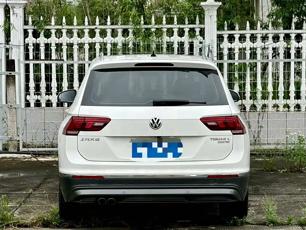 Volkswagen Tiguan L 2020 — фото 8