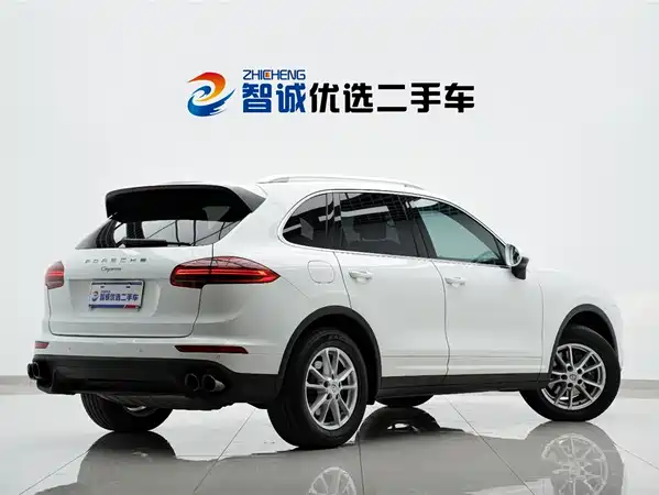 Porsche Cayenne 2016
