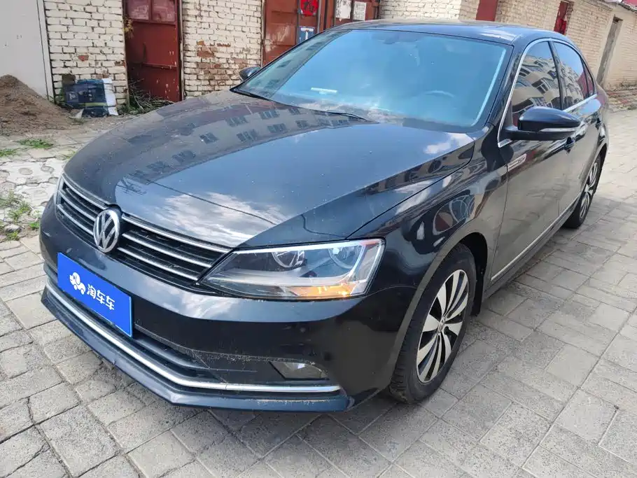 Volkswagen Sagitar 2018