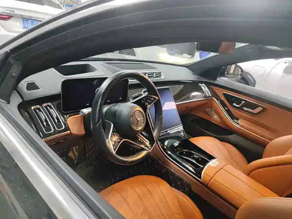 Mercedes-Benz S-Class 2021