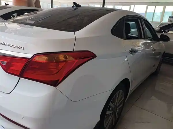 Hyundai Mistra 2017