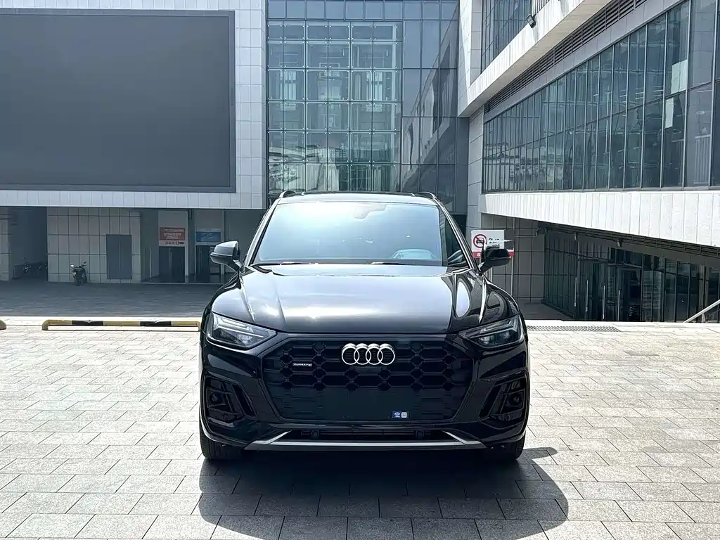 Audi Q5L 2025 — фото 2
