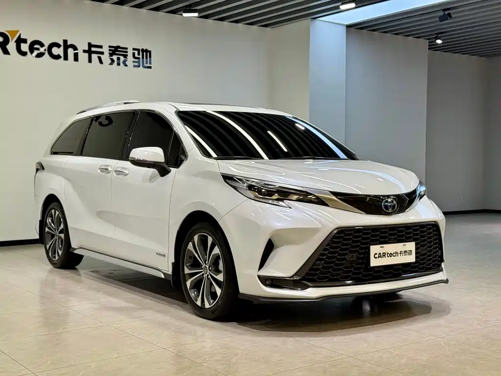 Toyota Granvia 2024