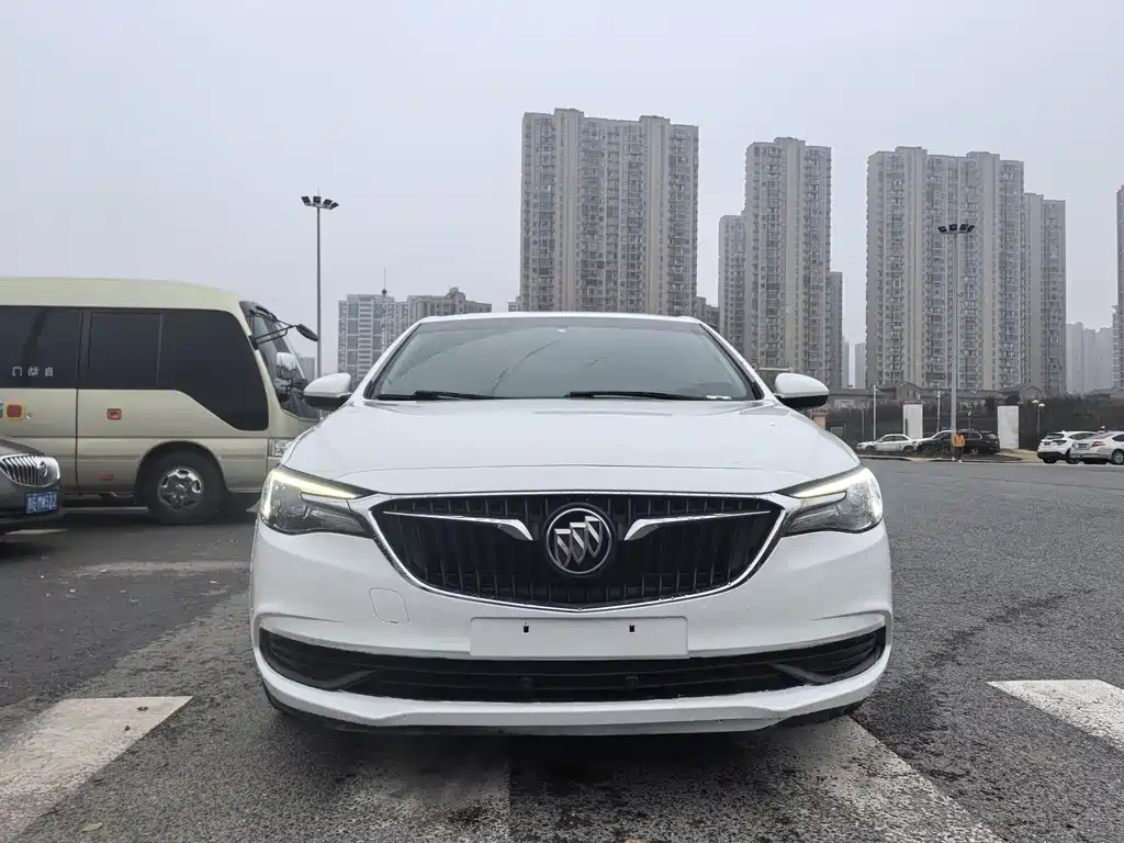 Buick Excelle 2021 — фото 2