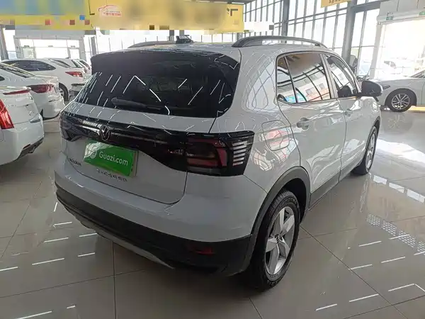Volkswagen T-Cross 2023