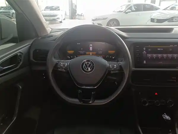 Volkswagen T-Cross 2023