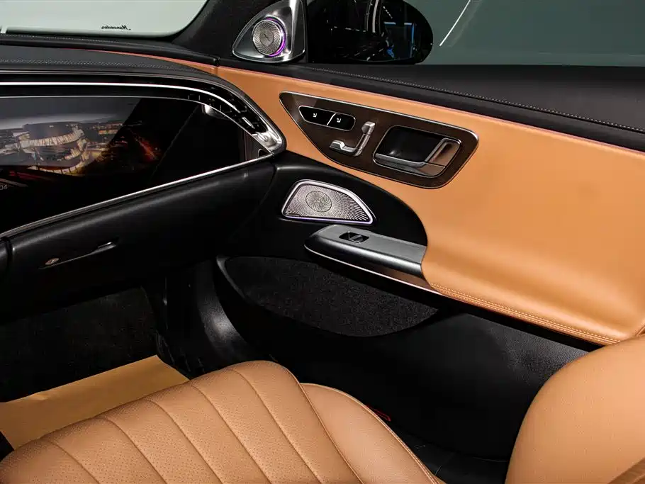 Mercedes-Benz E-Class 2025 — фото 27