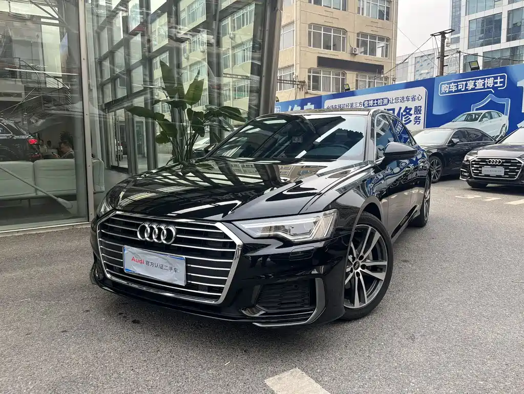 Audi A6L 2022 — фото 1