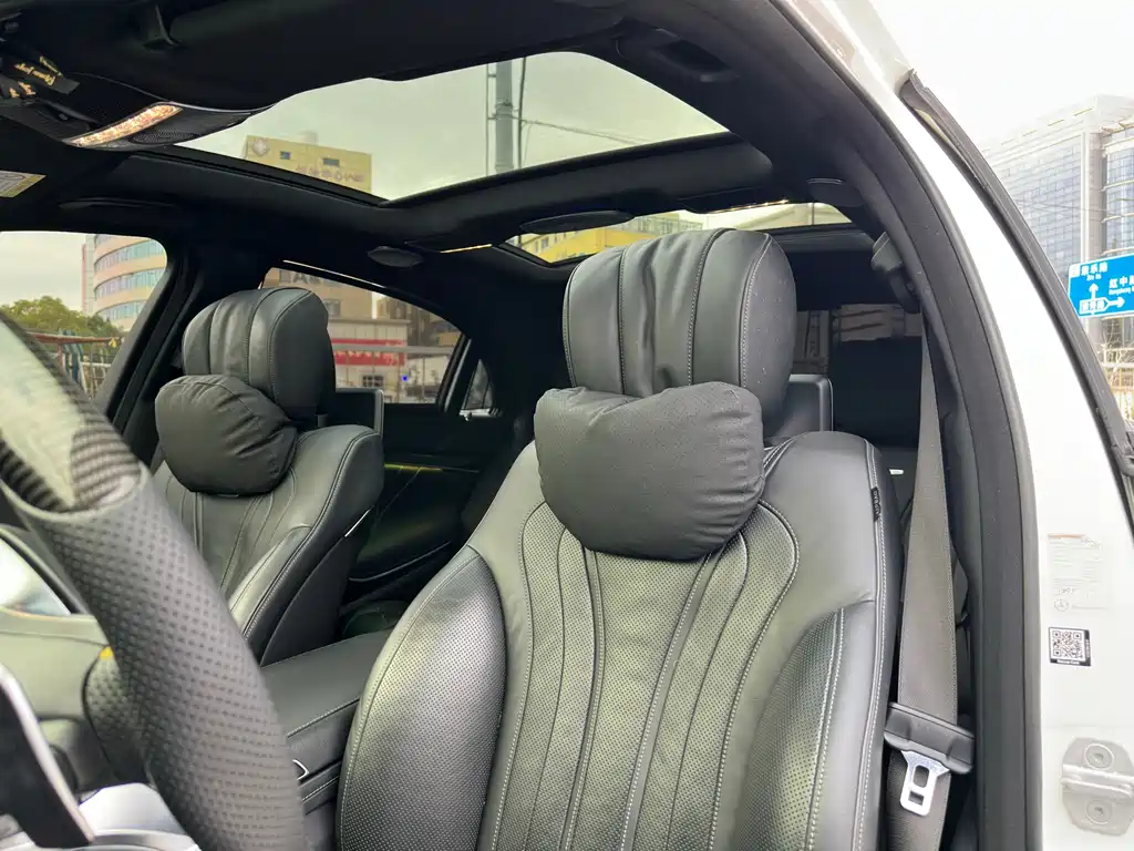 Mercedes-Benz S-Class AMG 2019 — фото 28