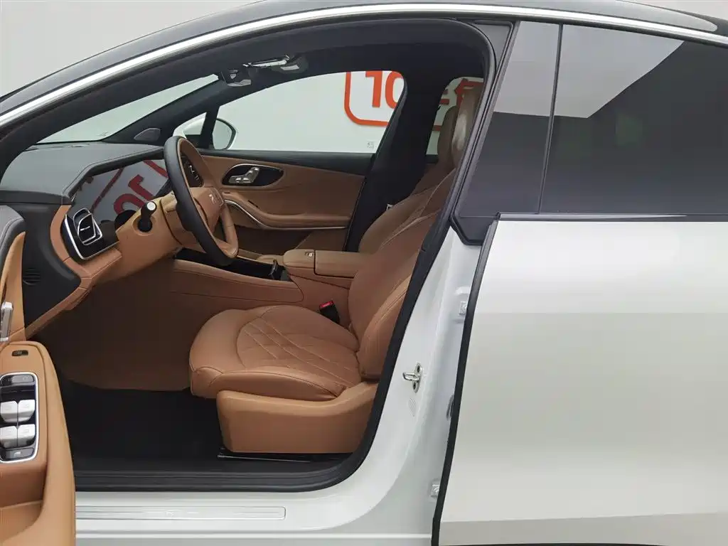 Roewe Feifan R7 2024 — фото 10