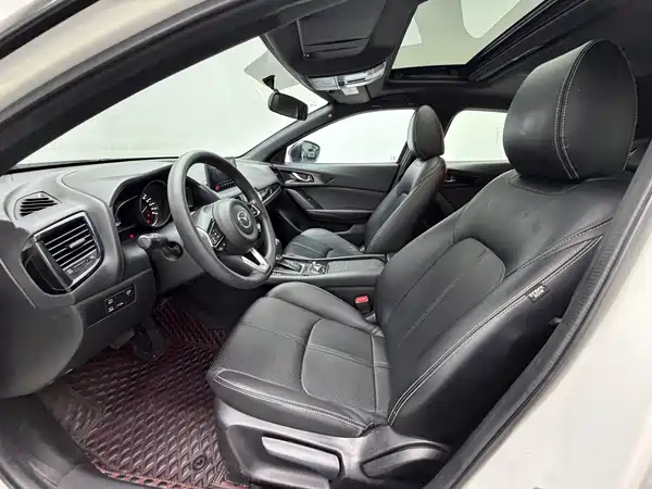 Mazda CX-4 2020