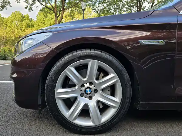 BMW 5 Series GT 2017