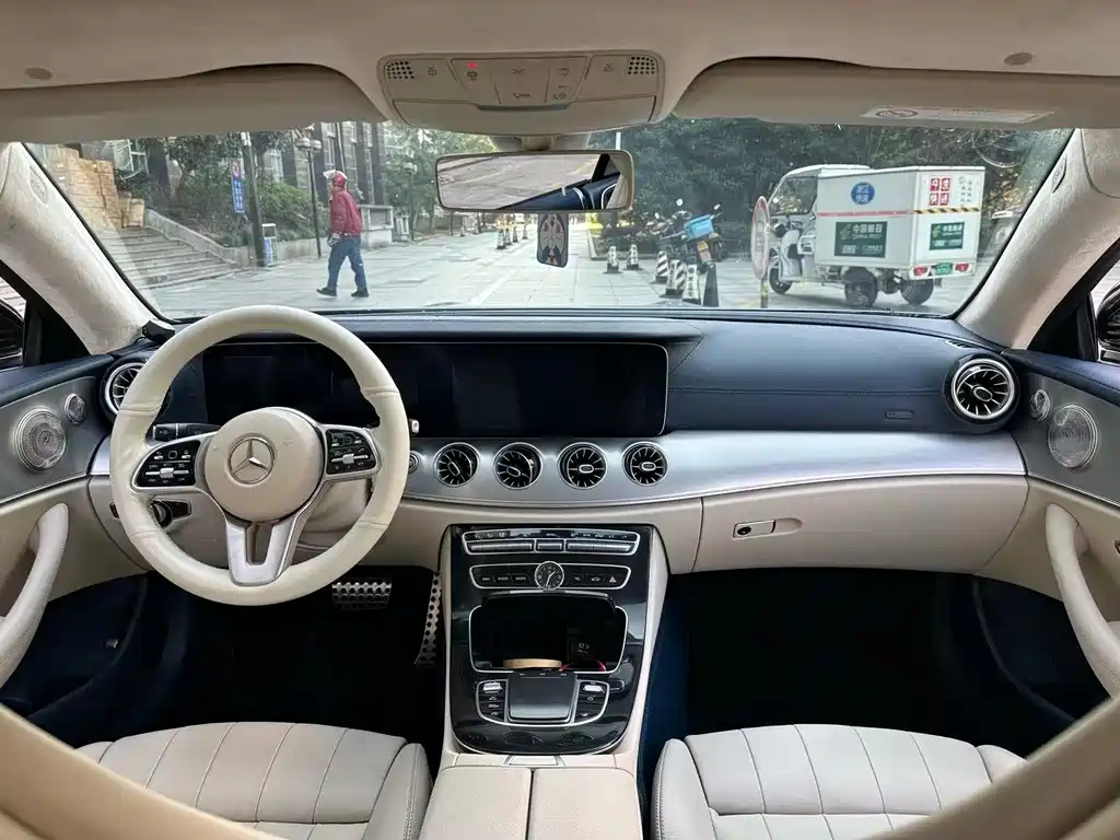 Mercedes-Benz E-Class 2018 — фото 5