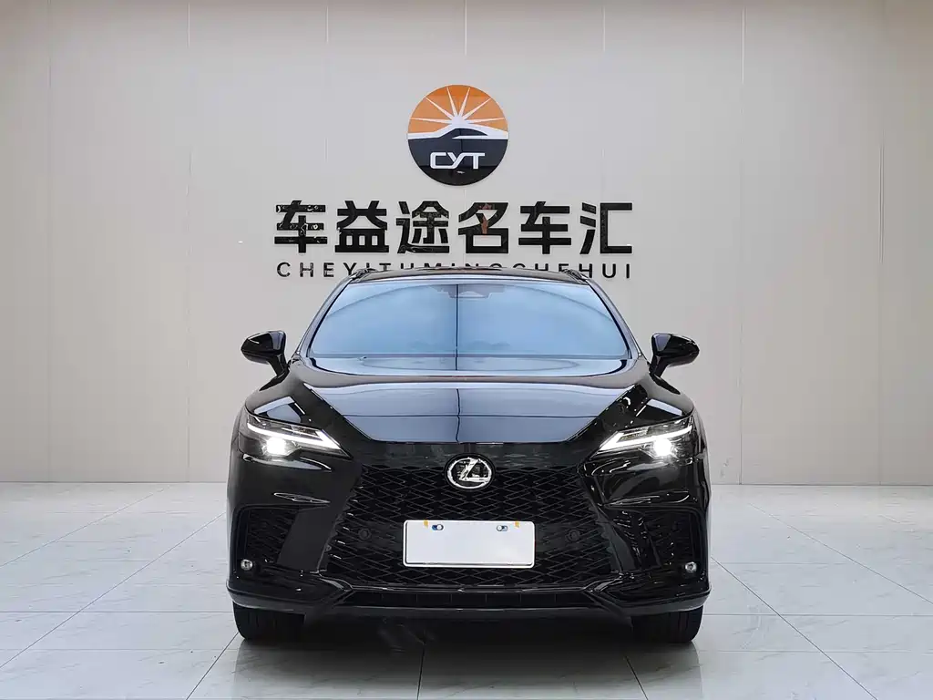 Lexus RX 2025