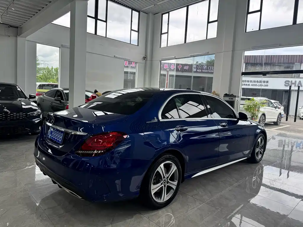 Mercedes-Benz C-Class 2020 — фото 4