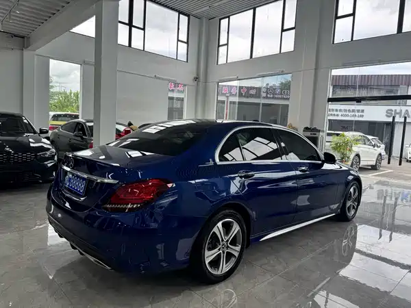 Mercedes-Benz C-Class 2020
