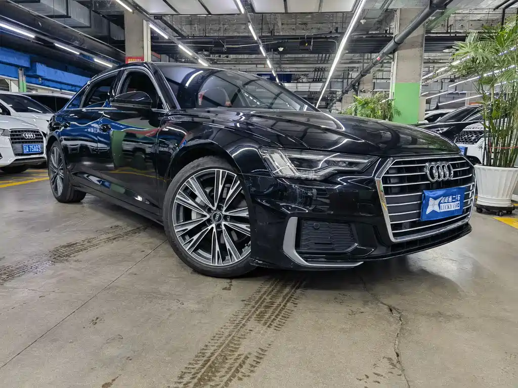 Audi A6L 2022
