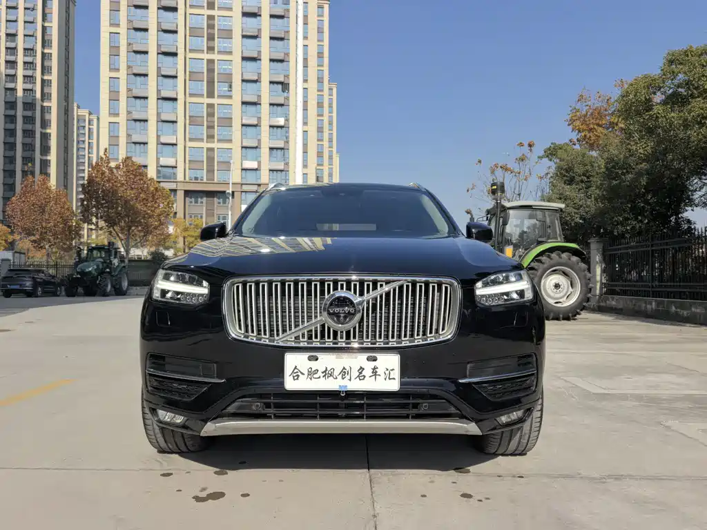 Volvo XC90 2017 — фото 2