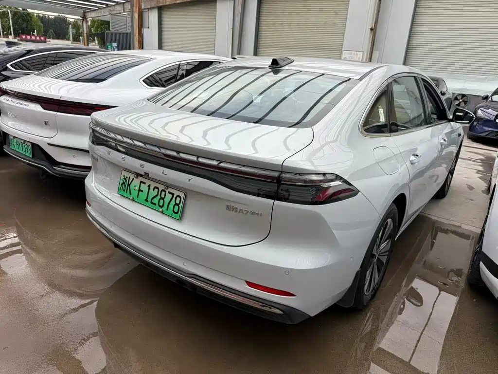 Geely Galaxy A7 EM 2025 — фото 8