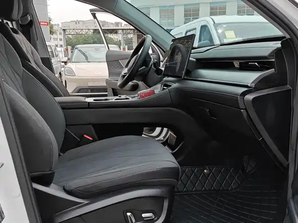 Chery Tiggo 8 PLUS 2025