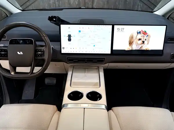 Li Auto MEGA 2025