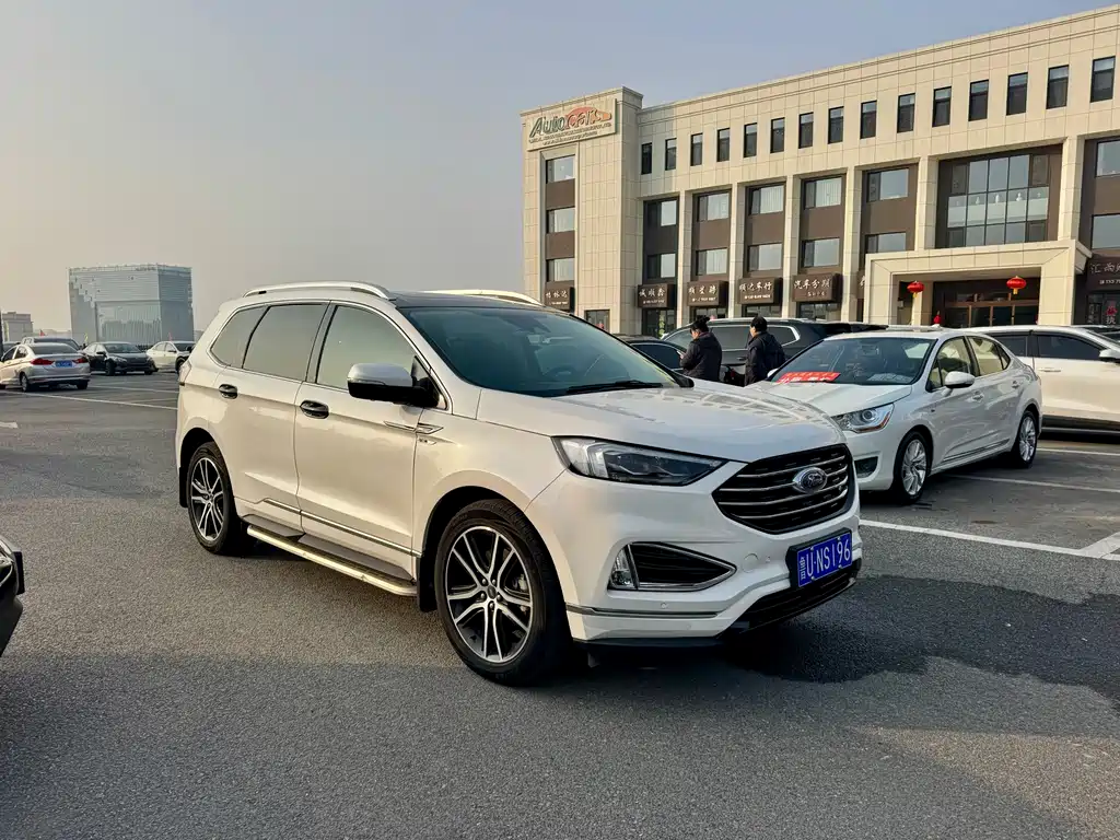 Ford Edge 2020 — фото 3