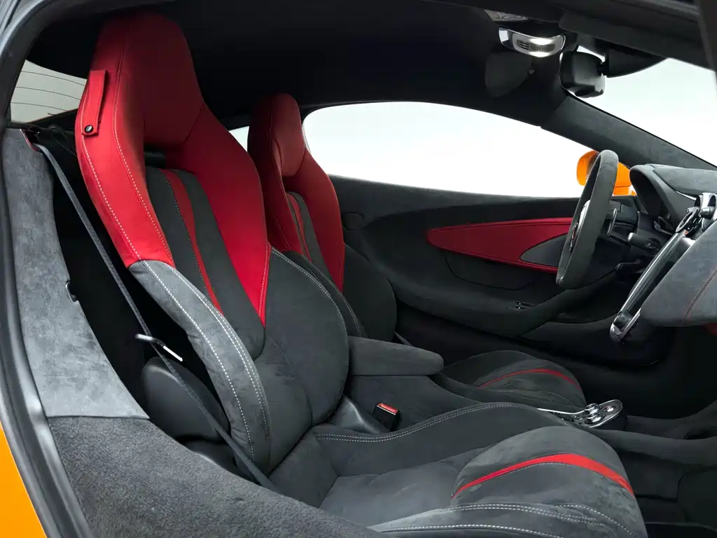 McLaren 570 2017 — фото 18