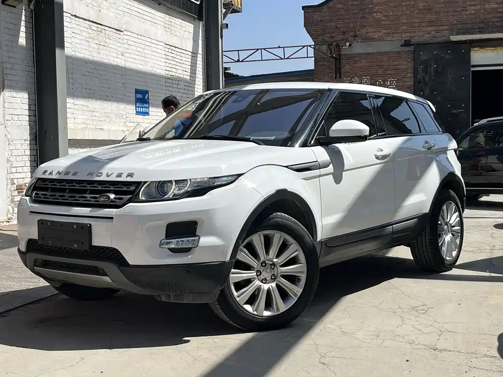 Land Rover Evoque 2016 — фото 1