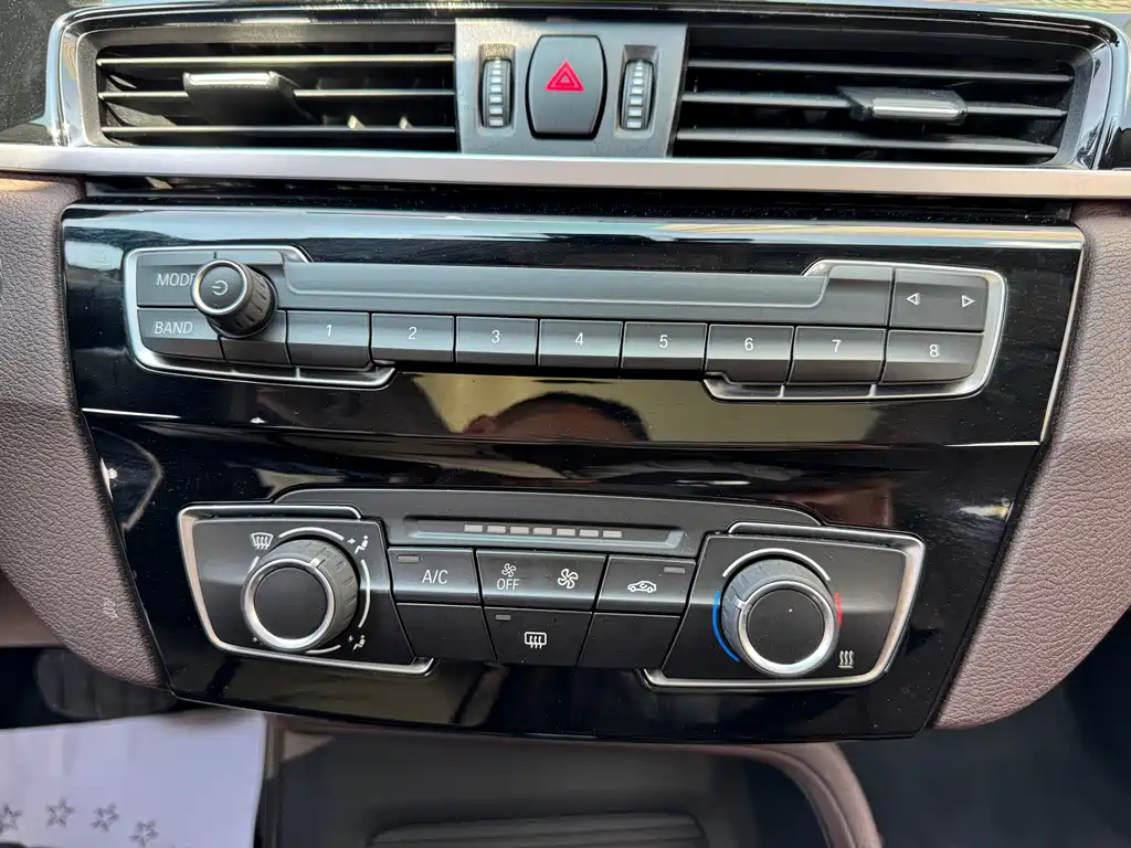 BMW X1 2020 — фото 20