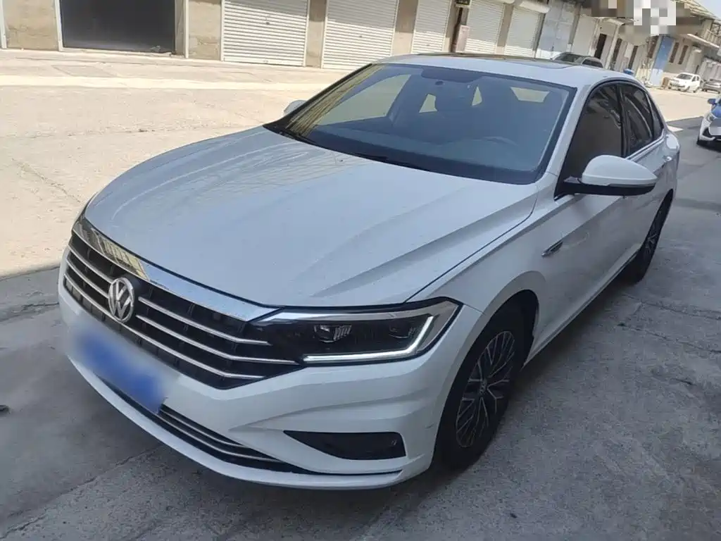 Volkswagen Sagitar 2020